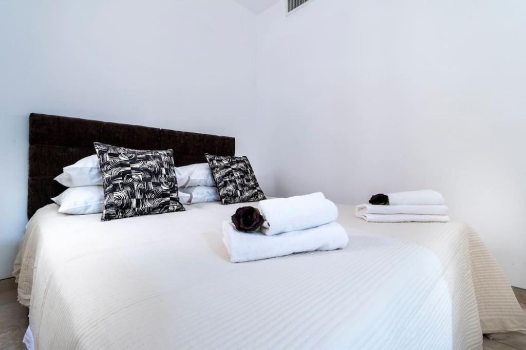 Luxury 3 Bedroom Apt, Harav Kook7 Jerusalén Exterior foto