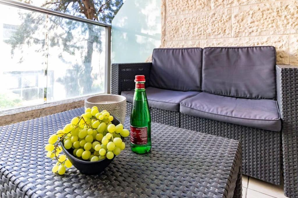Luxury 3 Bedroom Apt, Harav Kook7 Jerusalén Exterior foto